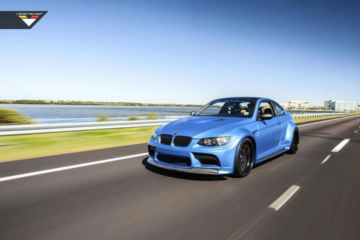 BMW M3: tuning by Vorsteiner