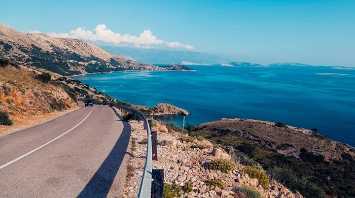Weekend in auto in primavera in Italia: le 6 mete più belle