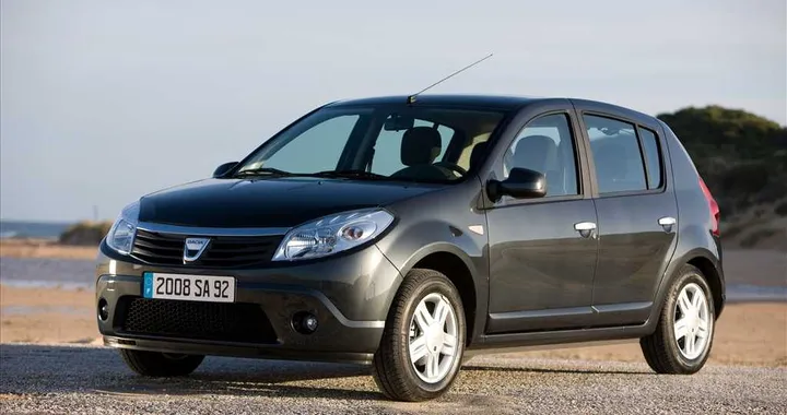 Dacia Sandero e Logan Model Year 2011