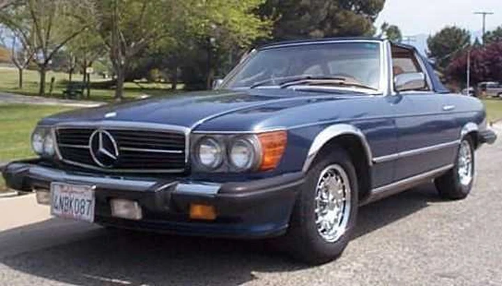 Su eBay la Mercedes SL che fu di Bono