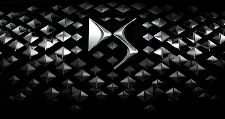 DS7 Crossbak: il debutto al Salone di Ginevra 2017