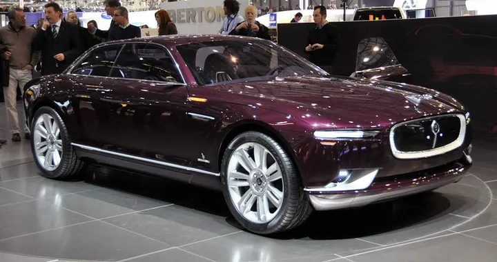 Bertone Jaguar B99 concept al Salone di Ginevra