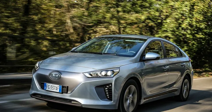 Hyundai Ioniq elettrica è l'auto più efficiente d'Europa