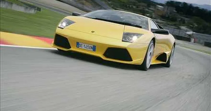 Cina, Lamborghini eccezionale: più 130%