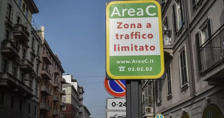Milano estende l'Area C ai weekend dal 2026: nuove regole