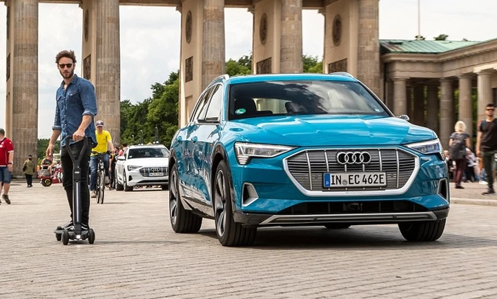 Audi e-tron Scooter: la mobilità “last mile” è servita