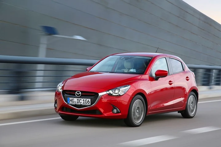 Mazda2 2018: debuttano i motori Euro 6d TEMP su tutta la gamma