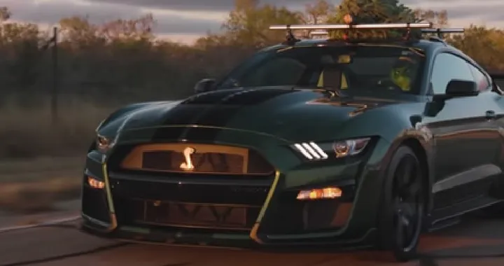 La Ford Mustang e la Christmas Tree Run