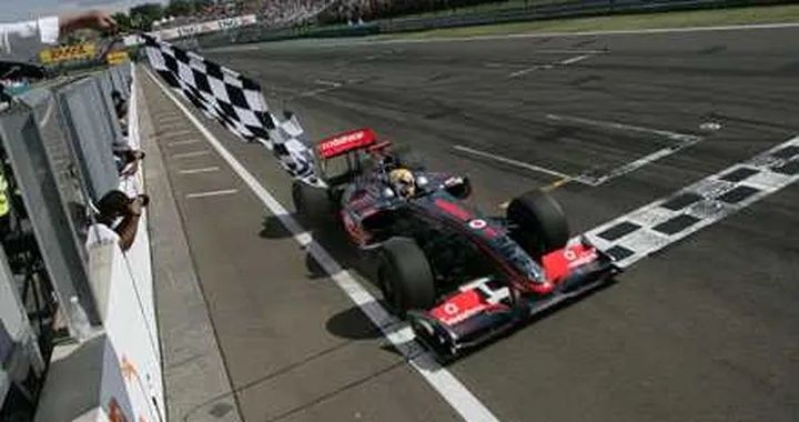 Lewis Hamilton vince il GP di Ungheria