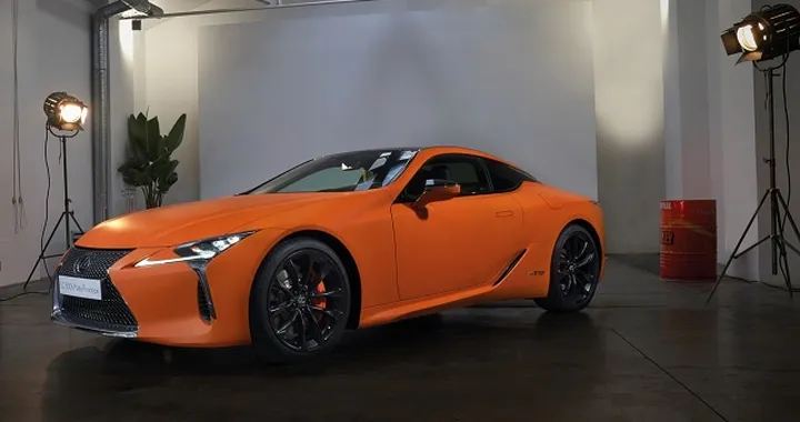 Lexus LC500h Matte Prototype: concept al Salone di Barcellona