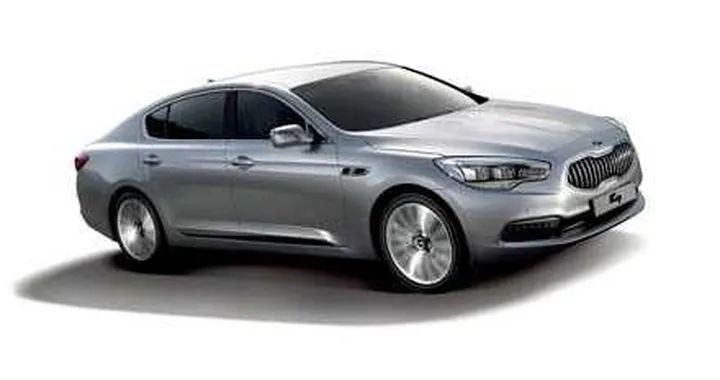 Kia K9: l'ammiraglia debutta in patria