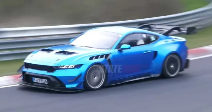 Mustang GTD domina il Nürburgring: primo americano sotto i 7 minuti