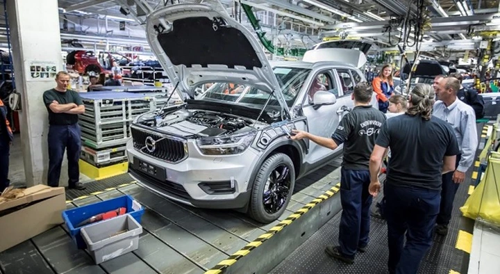 Volvo XC40: il compact SUV sarà prodotto anche in Cina