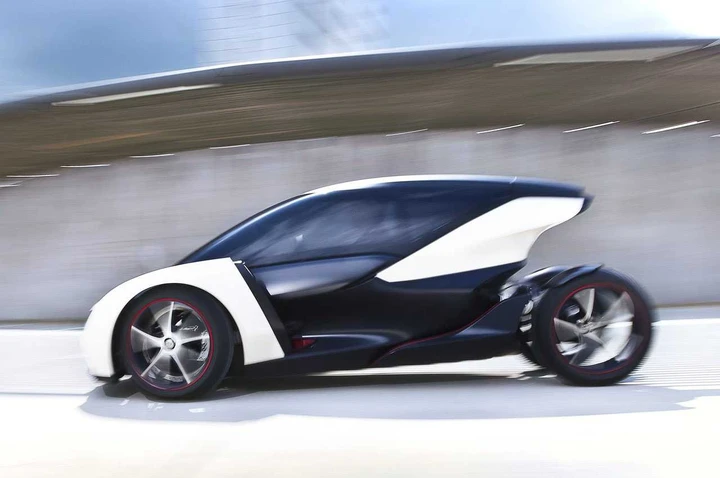 Opel RAK e Concept: il futuro va in tandem