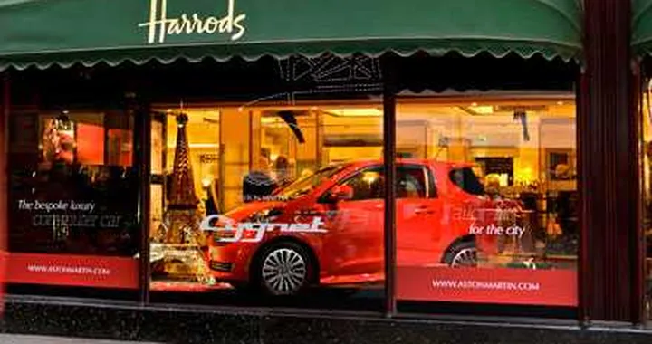 Aston Martin Cygnet in anteprima da Harrods