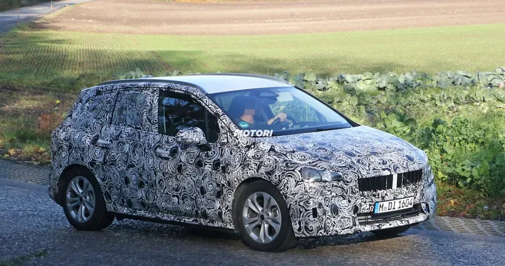 Nuova Bmw Serie 2 Active Tourer: le foto spia