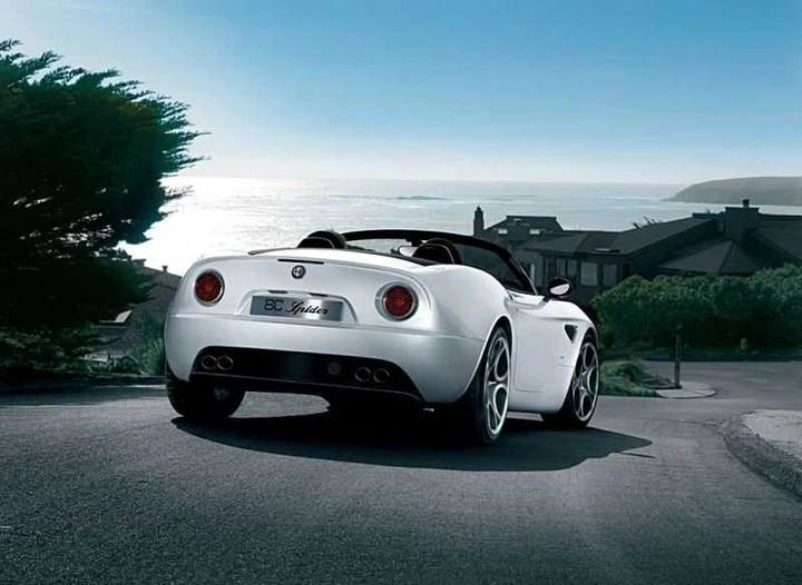 Alfa Romeo Spider story