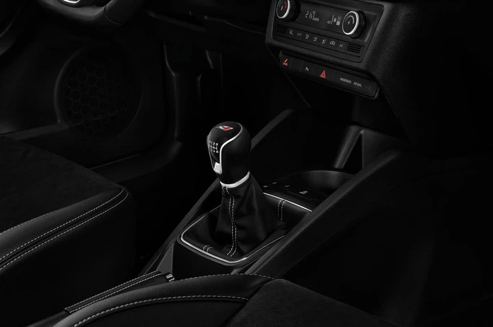 Nuova Seat Ibiza Cupra: prime immagini ufficiali