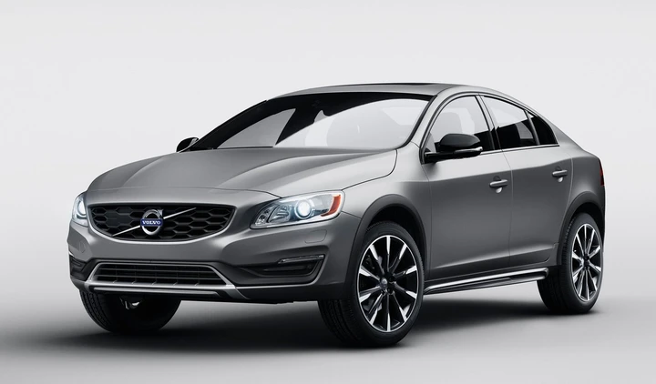 Volvo S60 Cross Country: pronta per Detroit