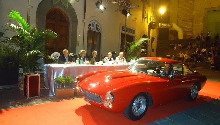 Ferrari 250 GTL del 1965: è Best in Show al Concorso d’Eleganza Montecatini