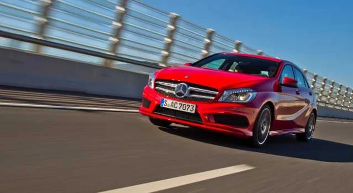 Mercedes: Classe A, B e CLA anche per neopatentati