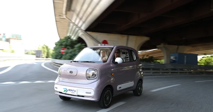 BONTU debutta in Italia con quadricicli elettrici e mini truck urbani
