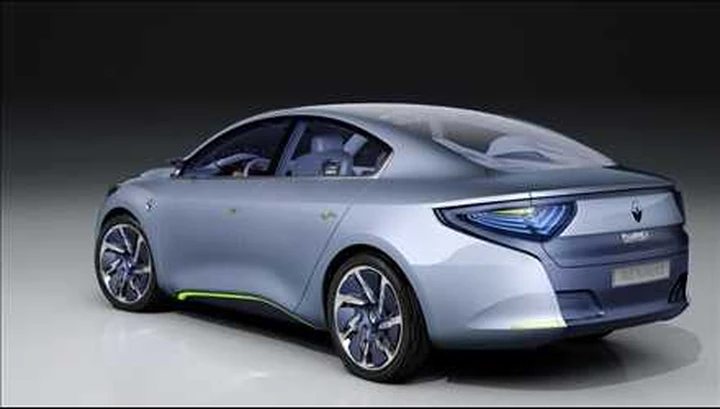 Renault: l'elettrico farà risparmiare