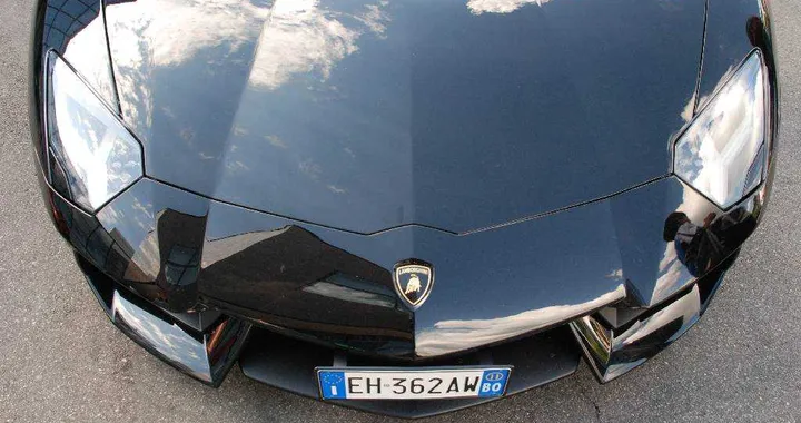Lamborghini Aventador: si avvicina il restyling 2017