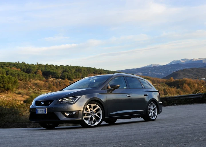 Seat Leon ST 2.0 TDI FR: la prova su strada