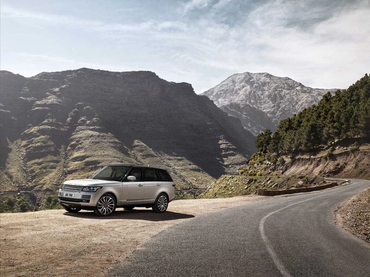 Land Rover Range Rover 2013: foto ufficiali