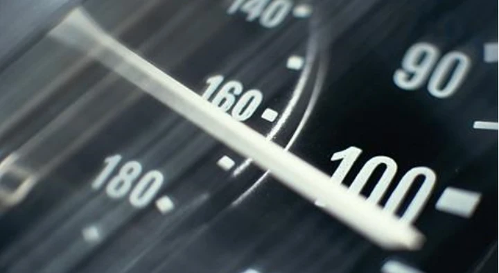 Sfreccia a 324 Km/h: condannato a tre anni di carcere
