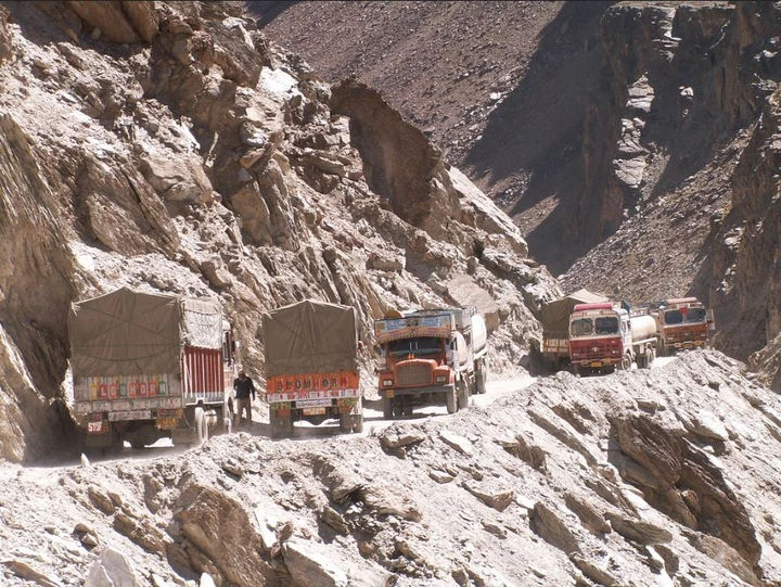 Le strade più assurde del mondo