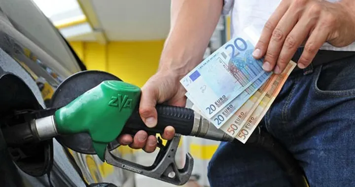 Carburanti: calano i prezzi di benzina, diesel e GPL