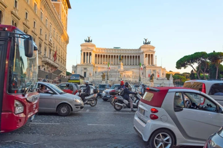 Roma e ZTL: divieti alla circolazione più stringenti