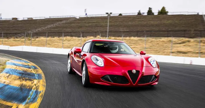 Alfa Romeo 4C: allo studio una variante ad alte prestazioni?