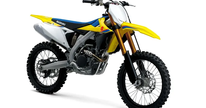 Suzuki: ecco la rinnovata RM-Z250
