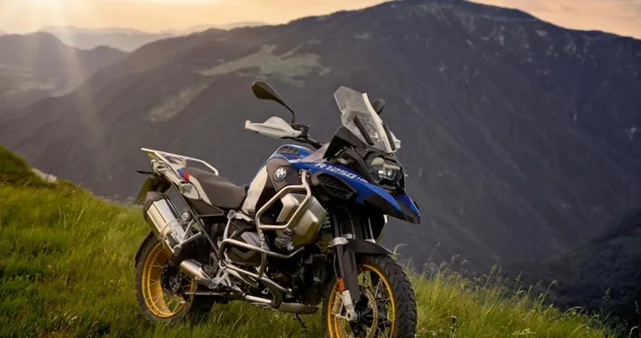 BMW R 1250 GS Adventure: prezzi da 19.650 euro