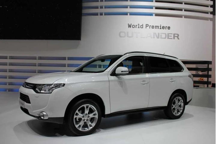 Mitsubishi Outlander 2012 al Salone di Ginevra