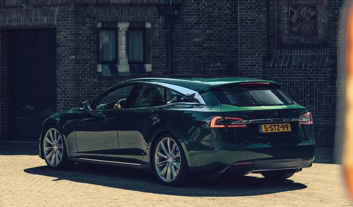 Tesla Model S Shooting Brake