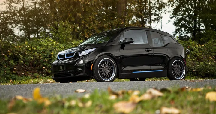 BMW i3 by SR Auto Group