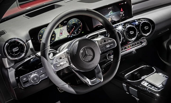 Mercedes Classe A: c’è Dragon Drive di Nuance alla base del modulo MBUX