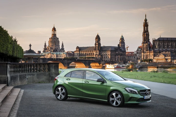 Mercedes-Benz Classe A Restyling: primo contatto