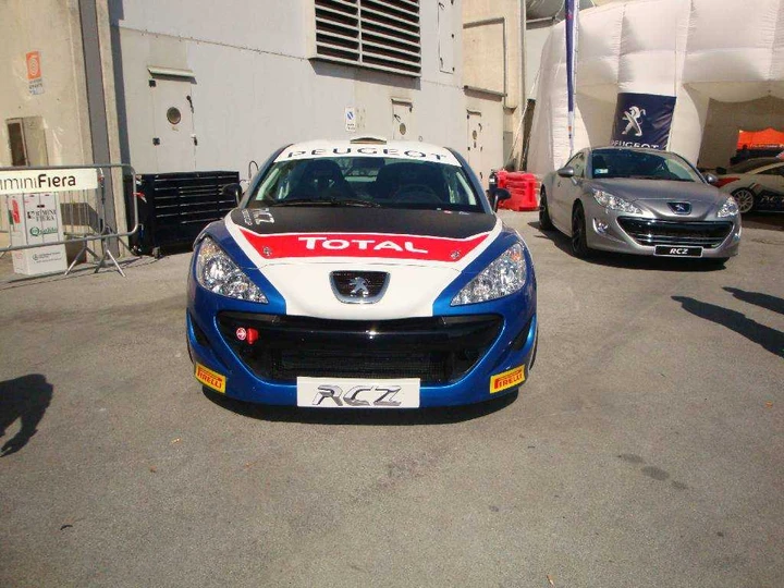 Peugeot al My Special Car 2012