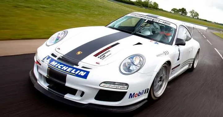 Porsche 911 GT3 Cup 2011: il suo regno è la pista
