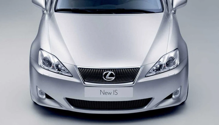 Lexus IS 220d
