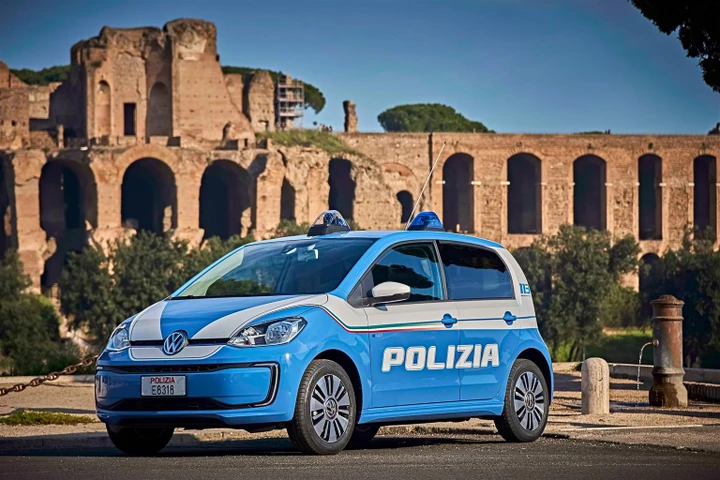 Volkswagen e-up!: 4 esemplari consegnati alla Polizia di Stato