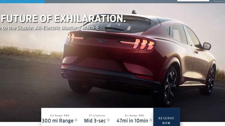 Ford: arriva la Mustang Mach-E