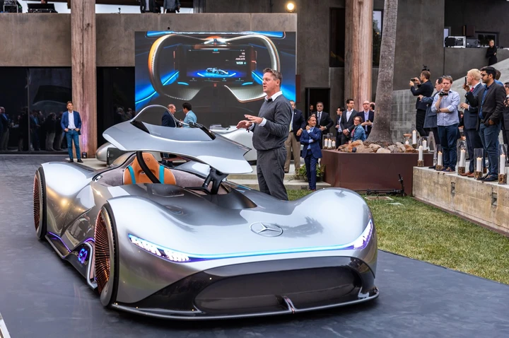 Mercedes Vision EQ Silver Arrow Concept