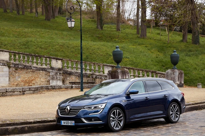 Renault Talisman Sporter, nuove immmagini ufficiali