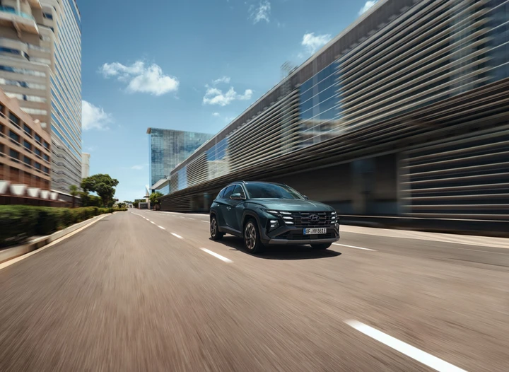 Nuova Hyundai Tucson 2024: apertura degli ordini in Italia per il C-SUV di  successo